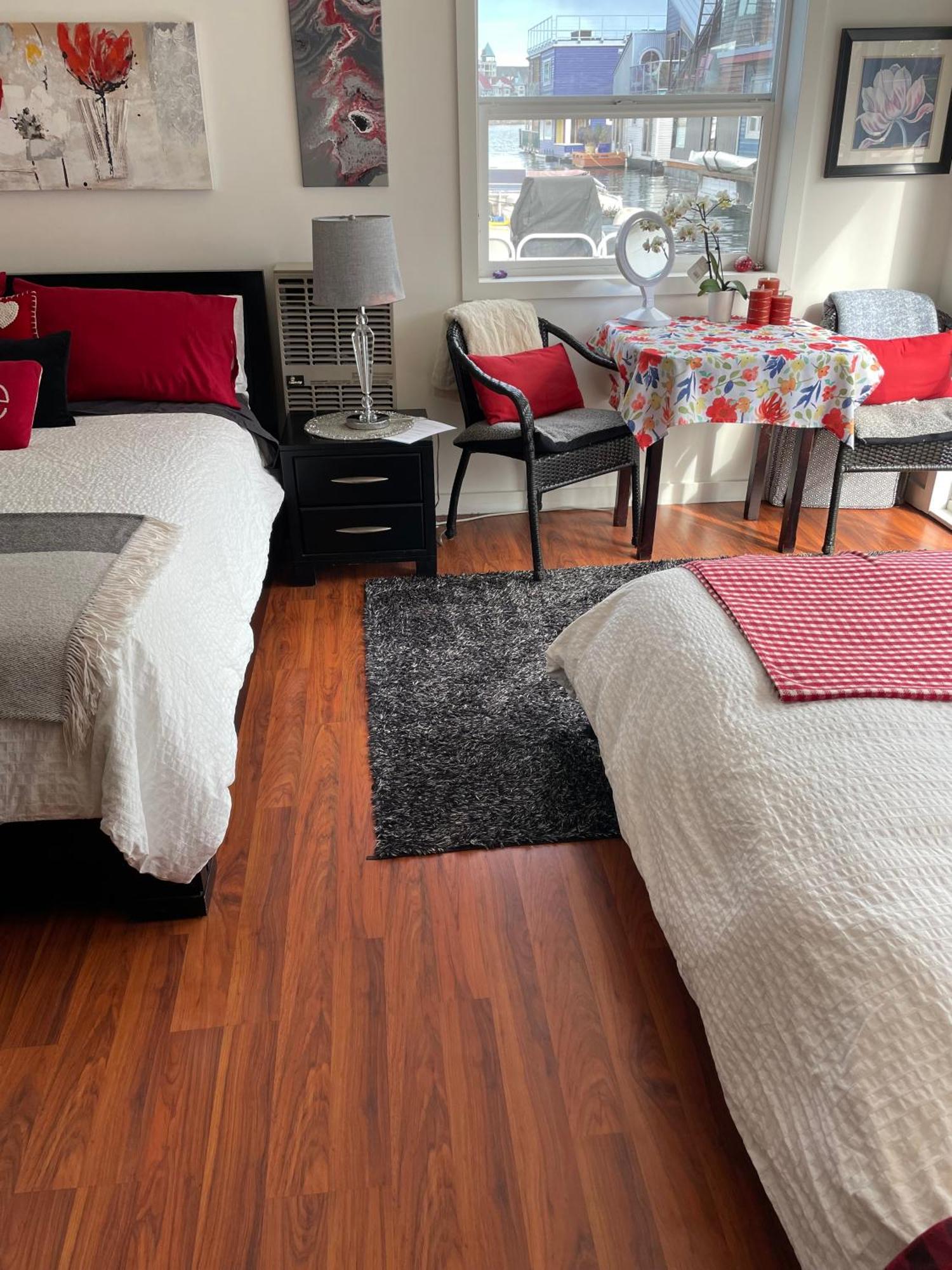 A Float Home B&B In Fisherman'S Wharf Victoria Buitenkant foto