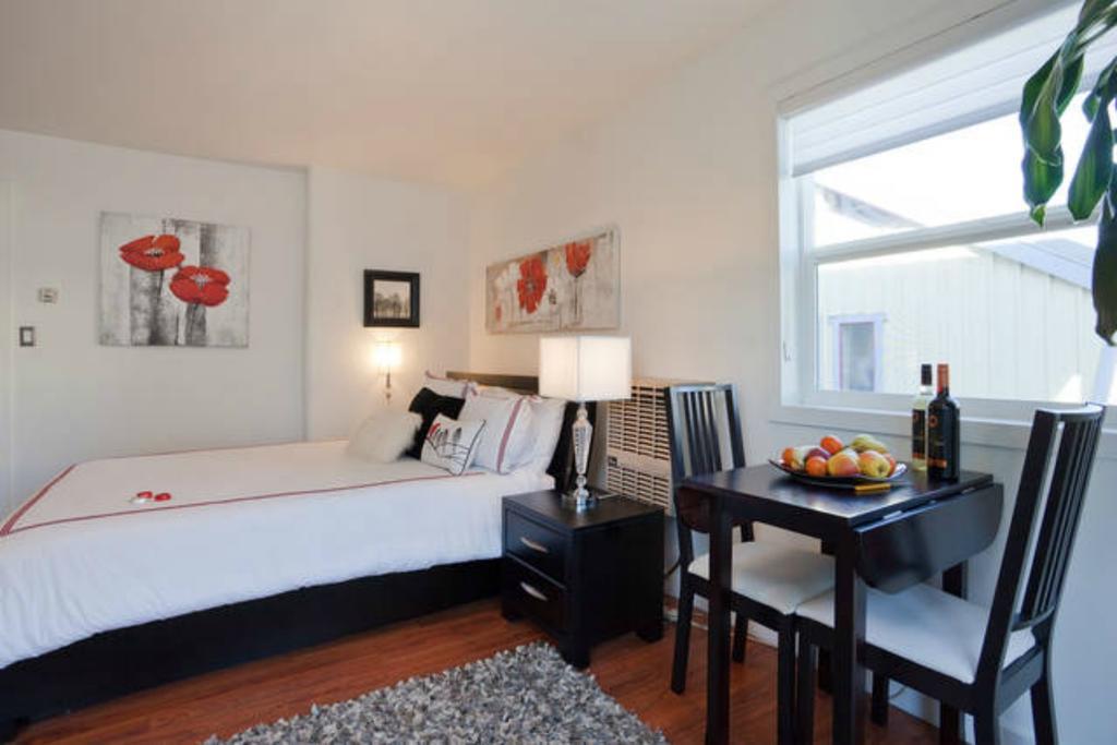 A Float Home B&B In Fisherman'S Wharf Victoria Buitenkant foto